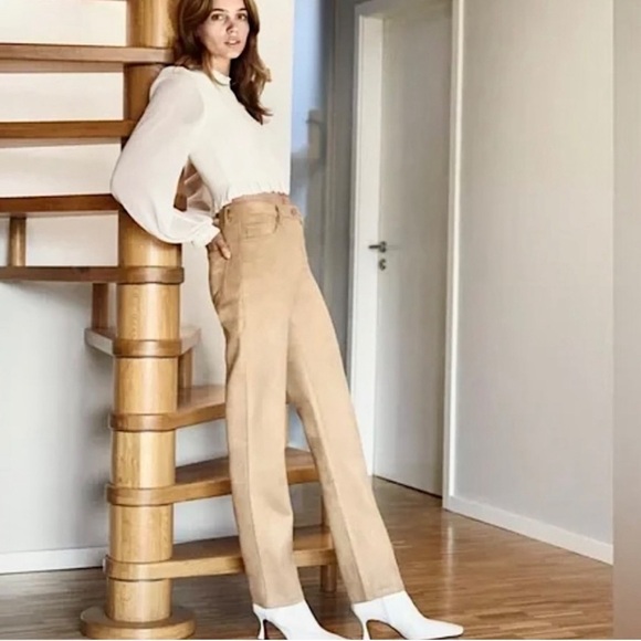 ARITZIA WILFRED Melina Low Rise Vegan Leather Pants in Constant Camel - Picture 2 of 15